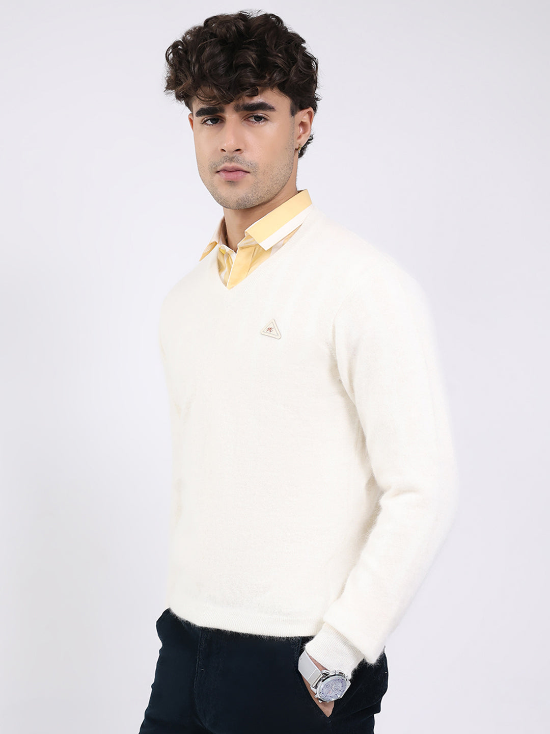 Men White Solid V Neck Full Sleeve Pullover
