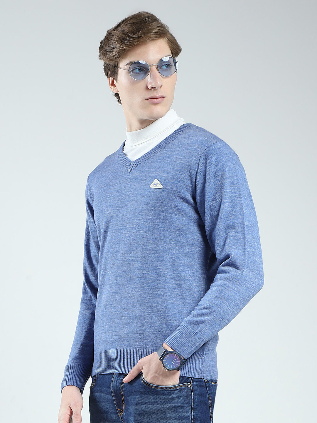 Men Blue Solid V Neck Full Sleeve Pullover