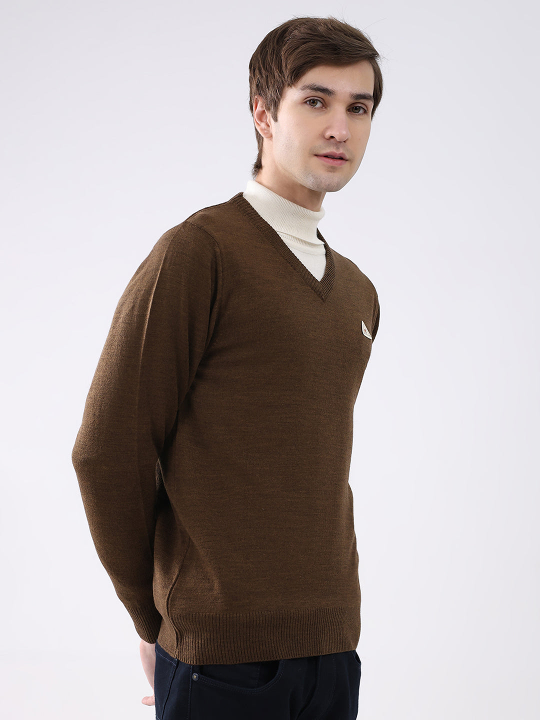 Men Brown Solid V Neck Full Sleeve Pullover