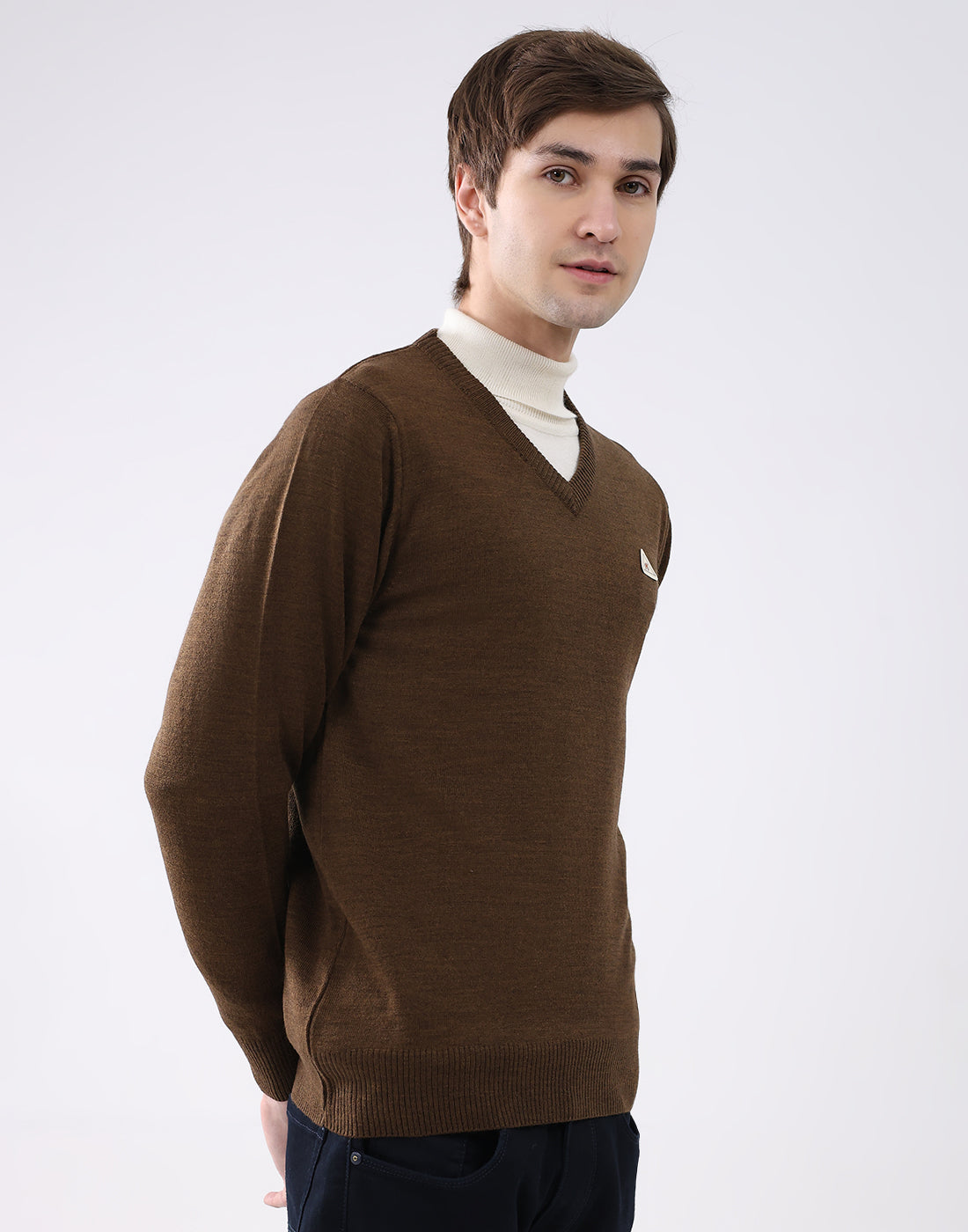 Men Brown Solid V Neck Full Sleeve Pullover