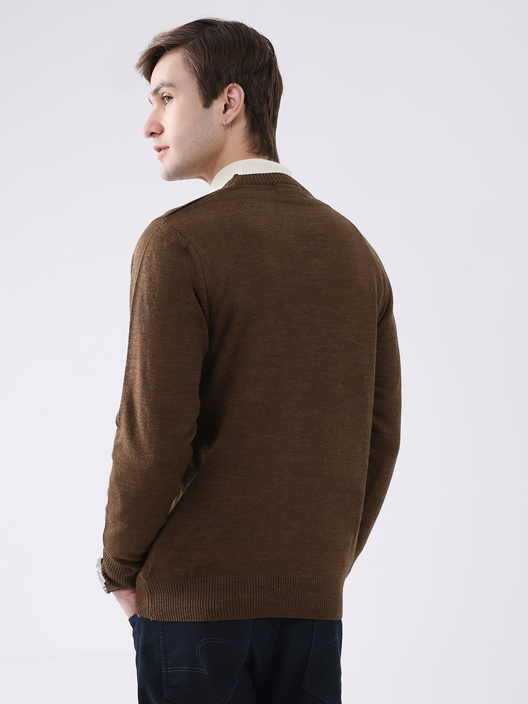 Men Brown Solid V Neck Full Sleeve Pullover