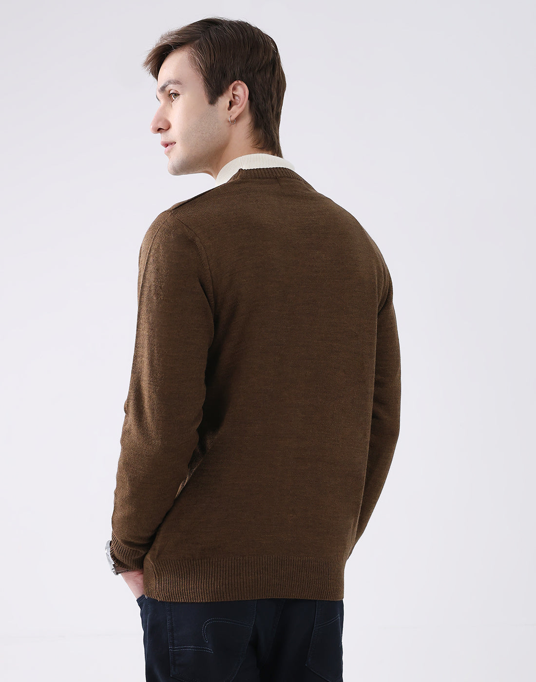 Men Brown Solid V Neck Full Sleeve Pullover