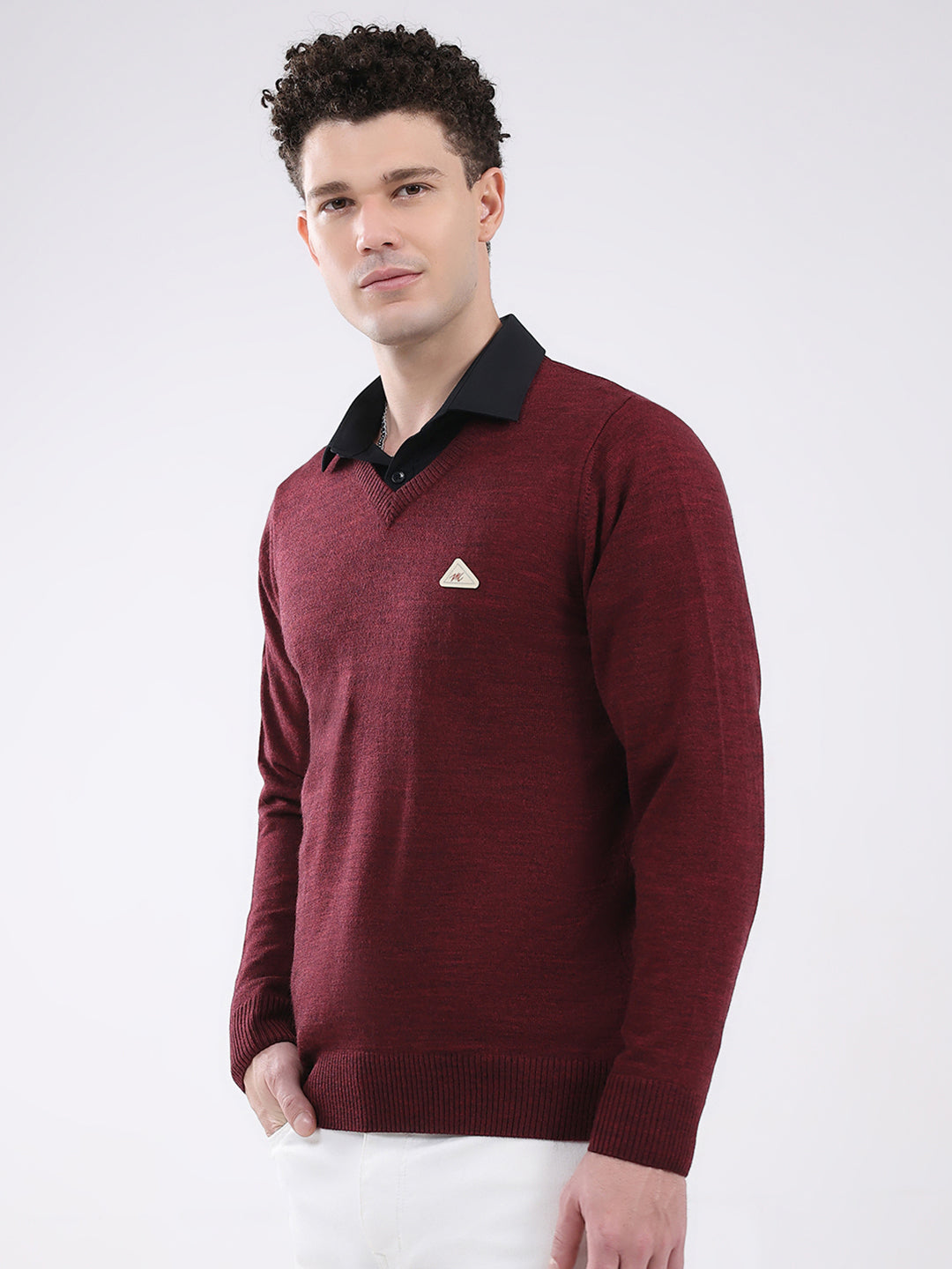 Men Maroon Solid V Neck Full Sleeve Pullover