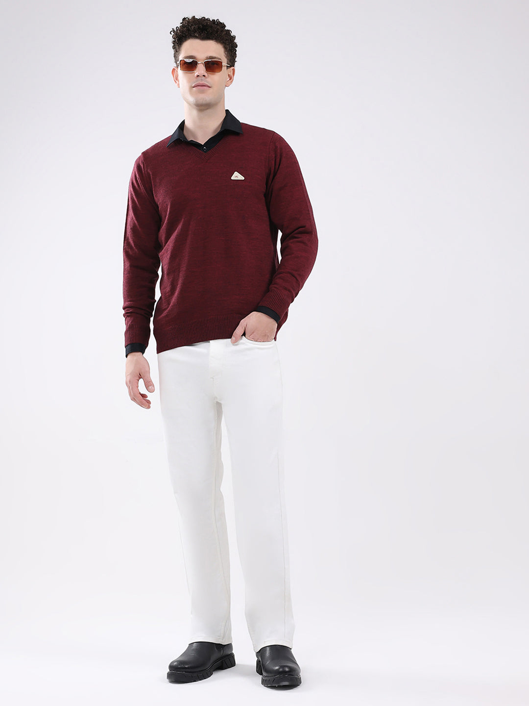 Men Maroon Solid V Neck Full Sleeve Pullover