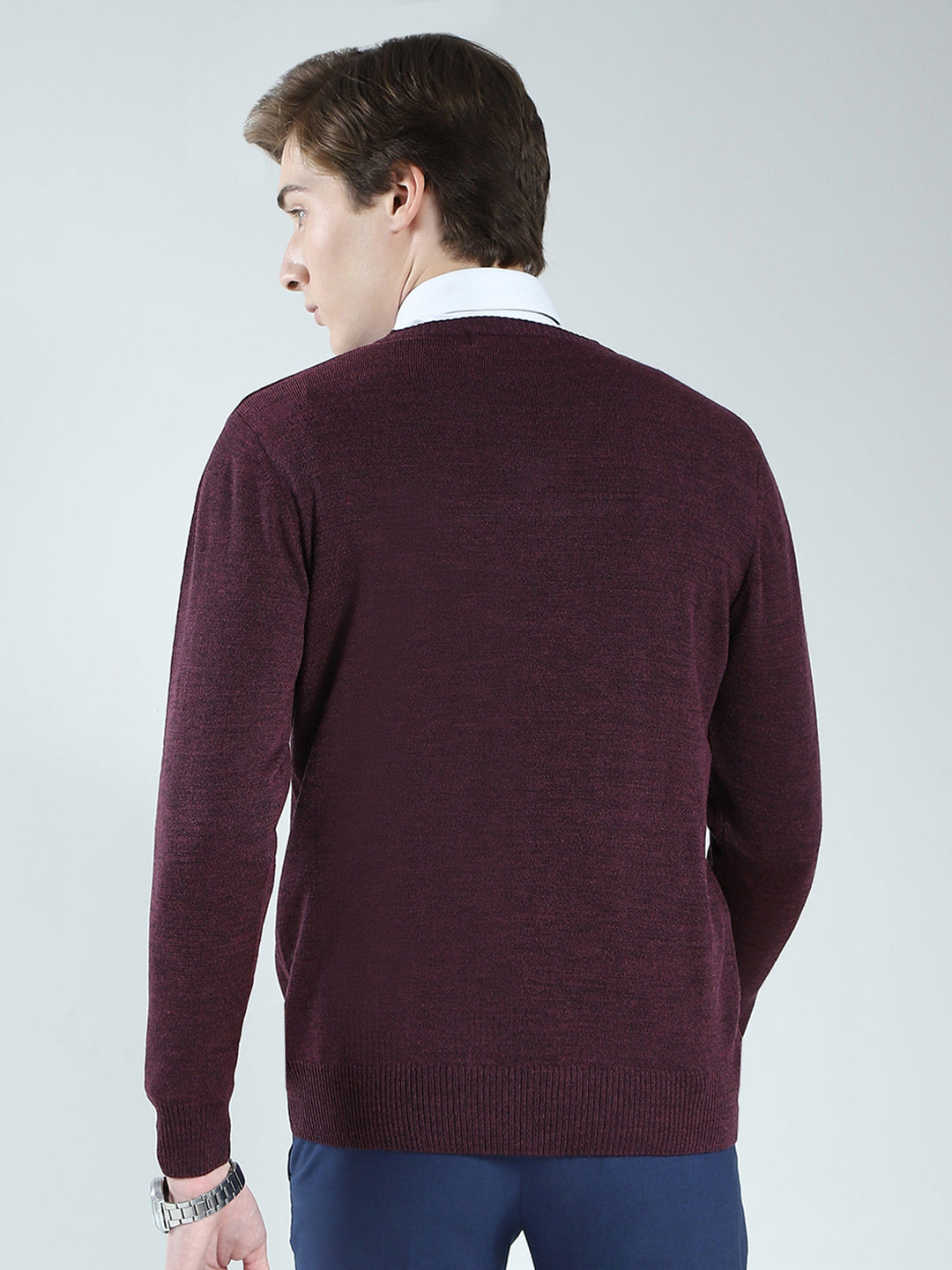 Men Purple Solid V Neck Full Sleeve Pullover
