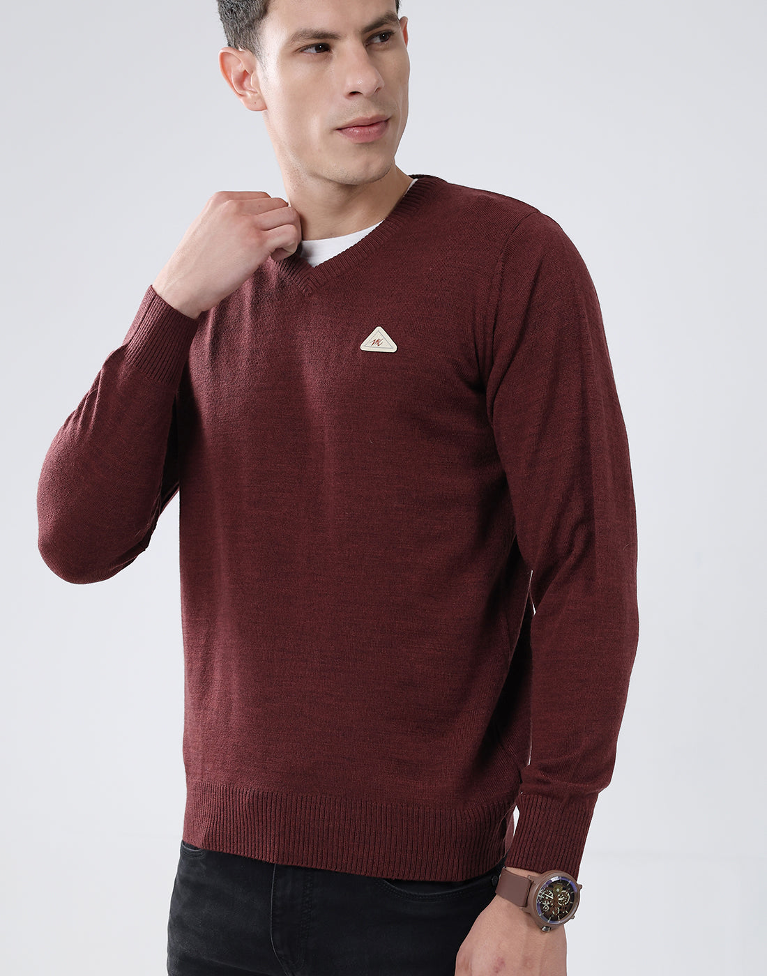 Men Maroon Solid V Neck Full Sleeve Pullover