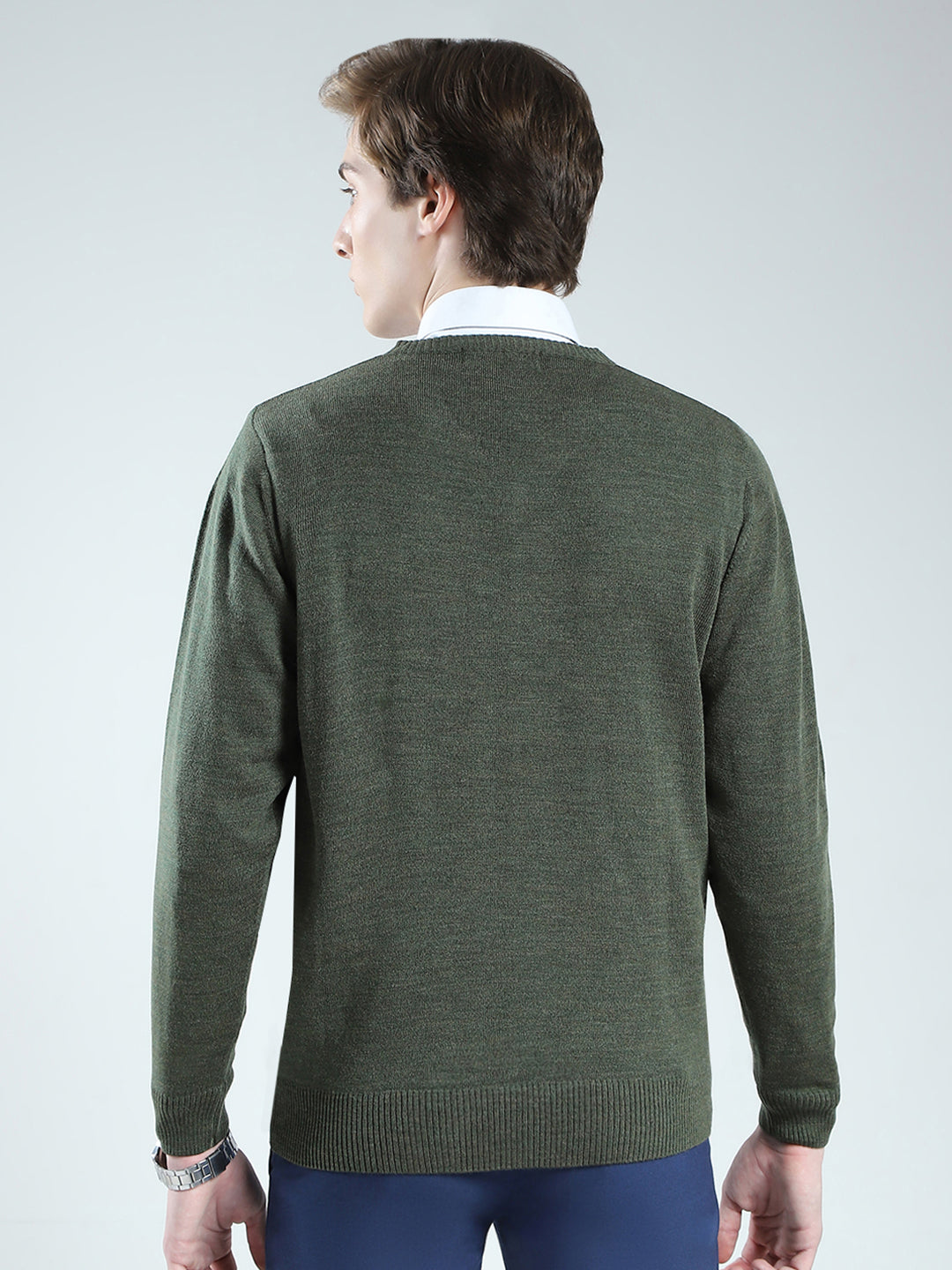 Men Green Solid V Neck Full Sleeve Pullover