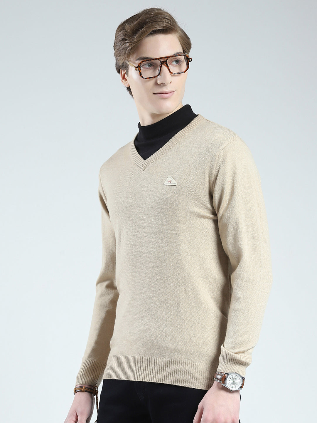 Men Beige Solid V Neck Full Sleeve Pullover