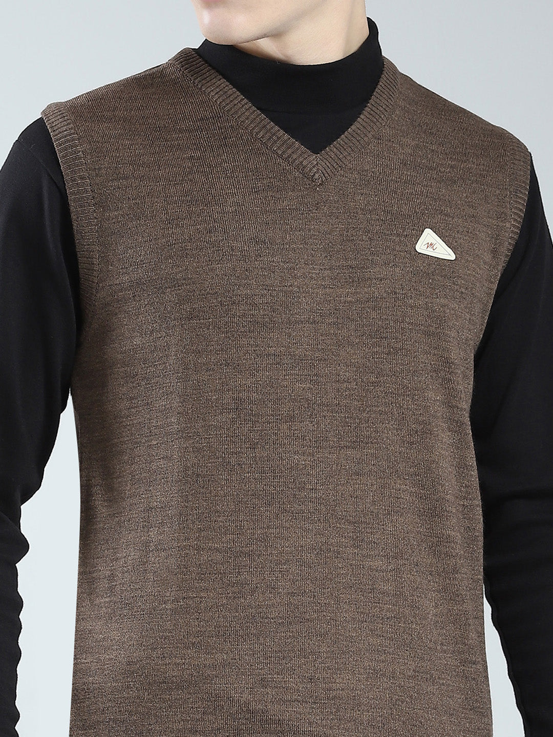 Men Brown Solid V Neck Sleeveless Sweater