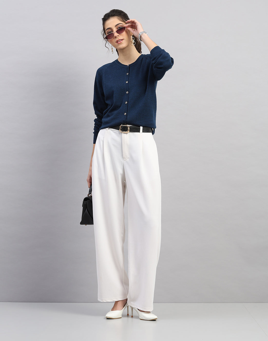 Women Blue Solid Round Neck Full Sleeve Cardigan