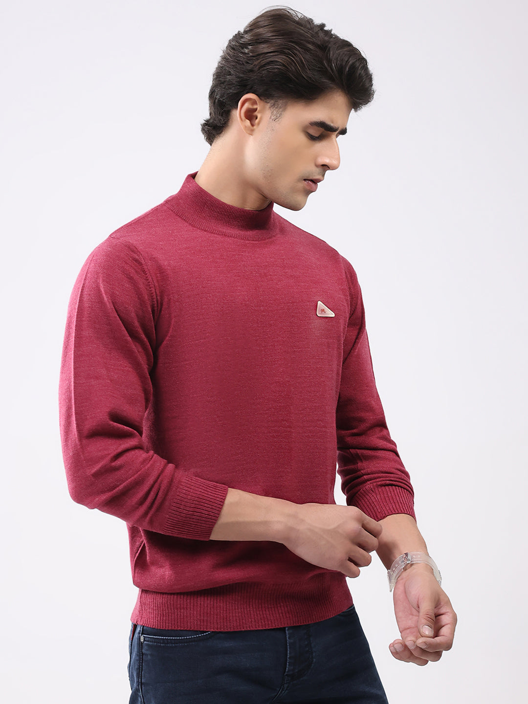 Men Brown Solid T Neck Full Sleeve Pullover