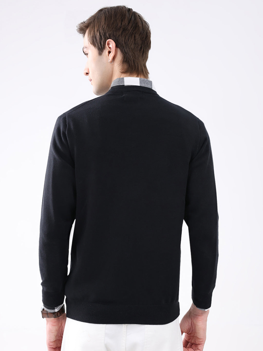 Men Black Solid Round Neck Full Sleeve Pullover