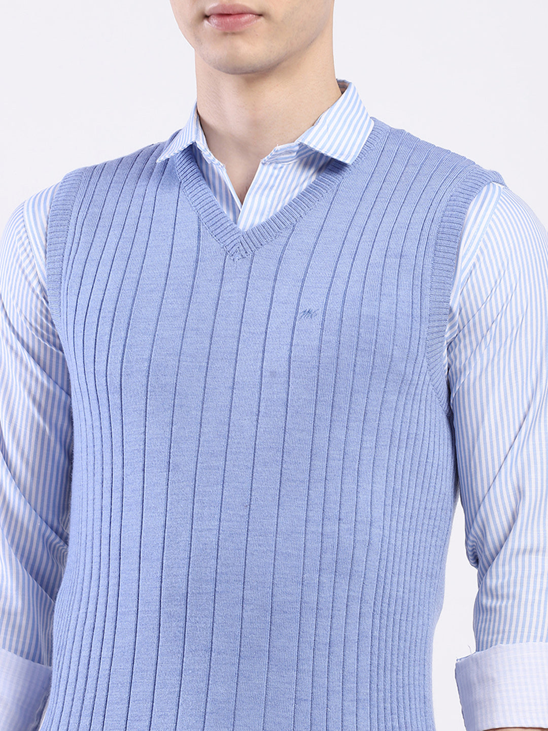 Men Blue Solid V Neck Sleeveless Sweater