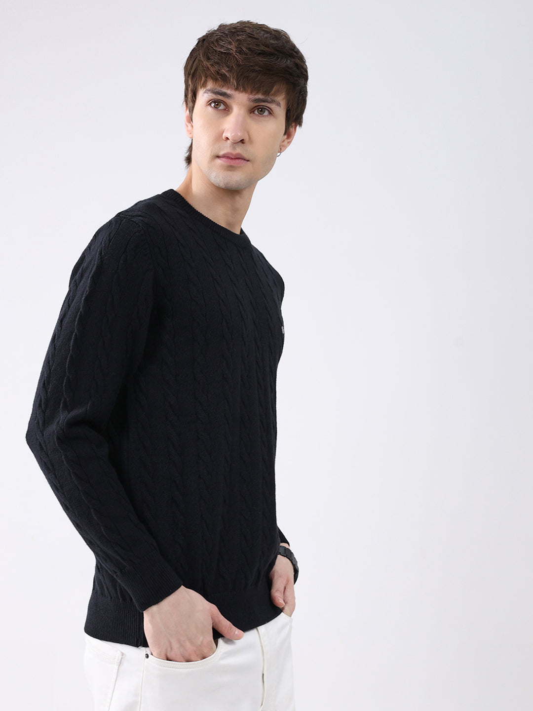 Men Black Solid Round Neck Full Sleeve Pullover