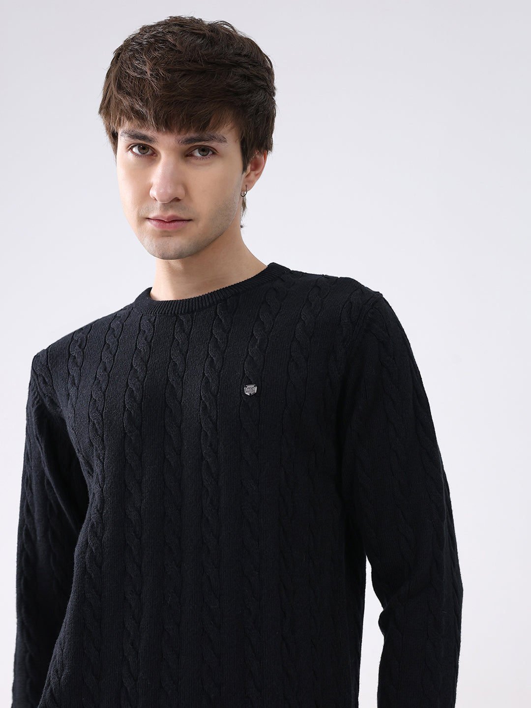 Men Black Solid Round Neck Full Sleeve Pullover