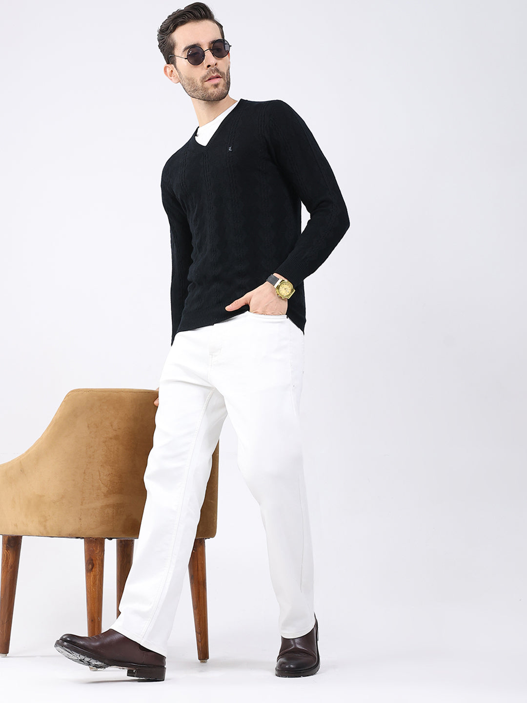 Luxuria Men Black Self Design V Neck Full Sleeve Pullover