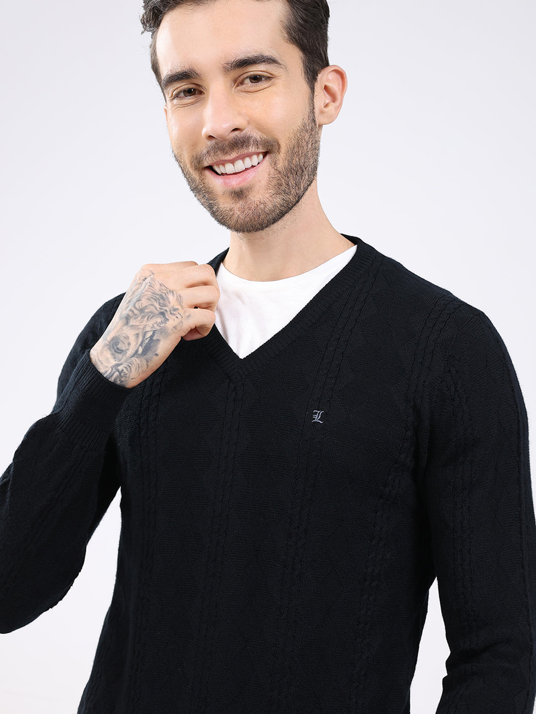 Luxuria Men Black Self Design V Neck Full Sleeve Pullover
