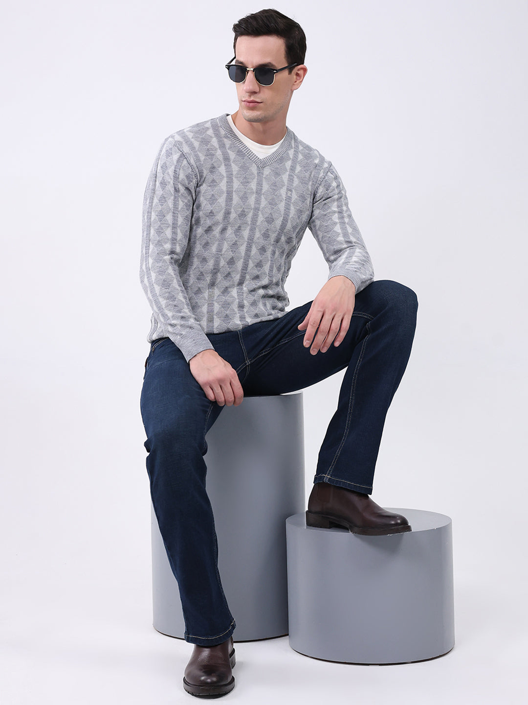 Luxuria Men Grey Stripe V Neck Full Sleeve Pullover