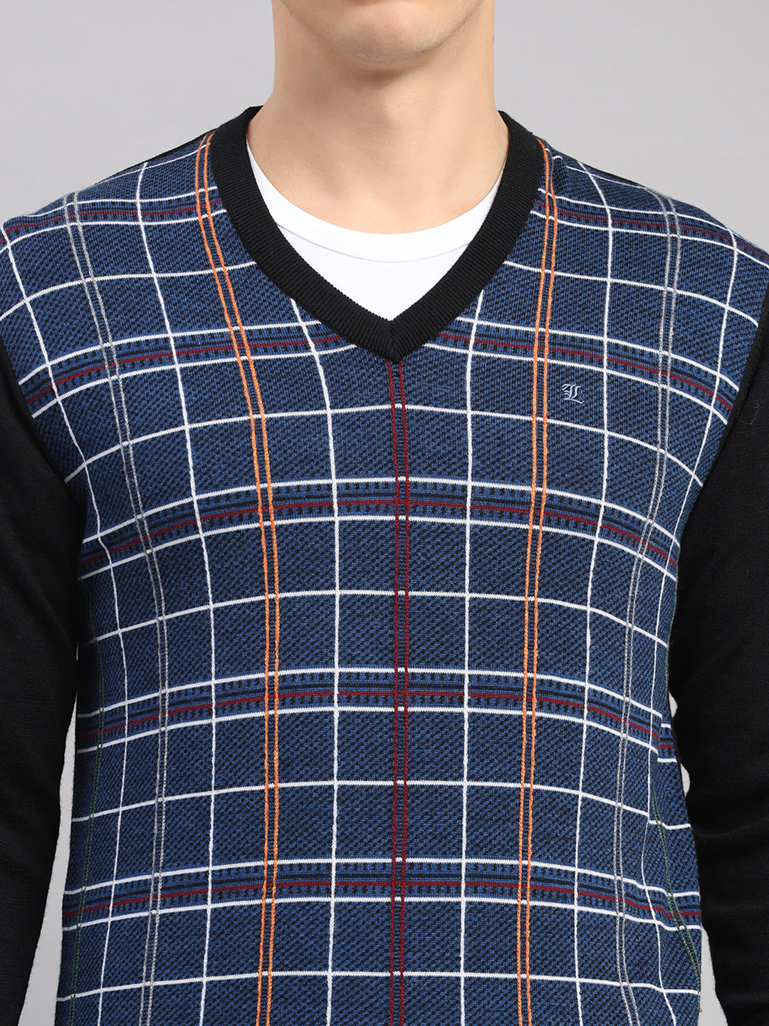 Luxuria Men Black Printed V Neck Full Sleeve Pullover