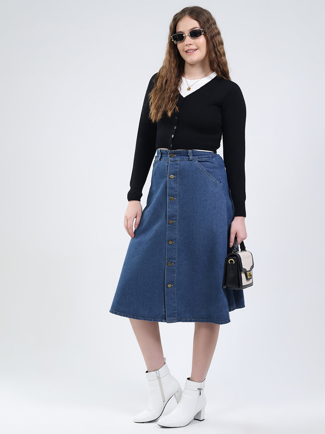 Women Black Solid V Neck Full Sleeve Cardigan