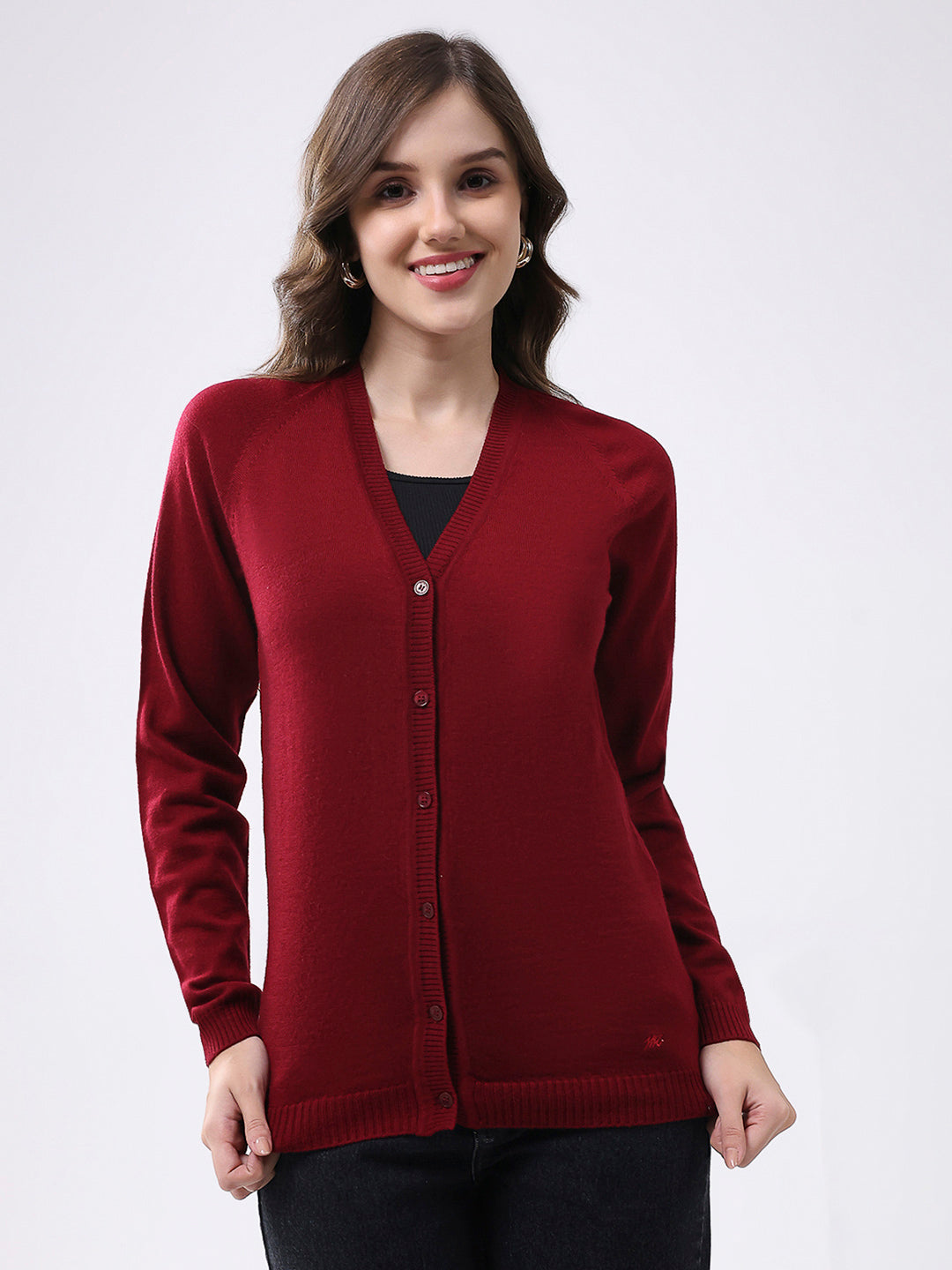 Women Maroon Solid V Neck Full Sleeve Cardigan