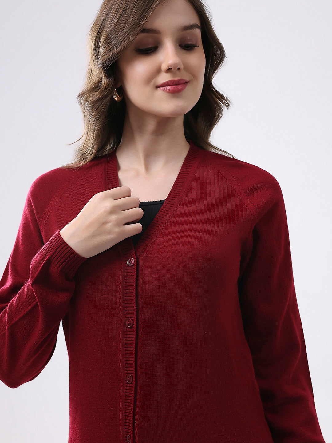 Women Maroon Solid V Neck Full Sleeve Cardigan