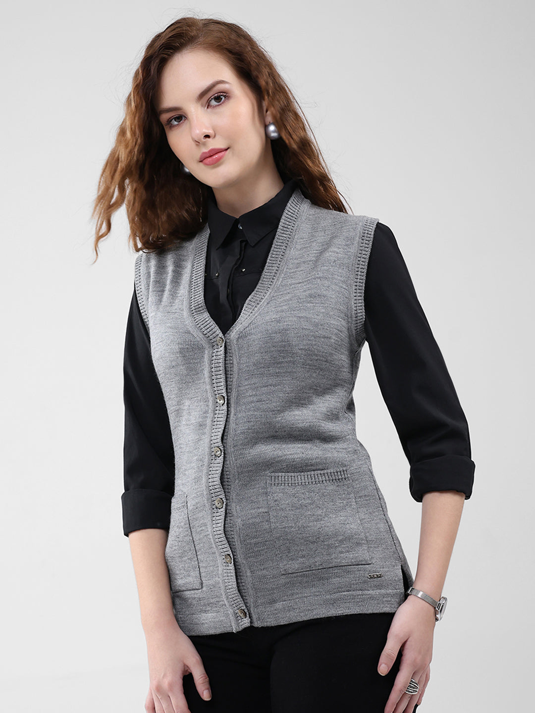Women Grey Solid V Neck Sleeveless Cardigan