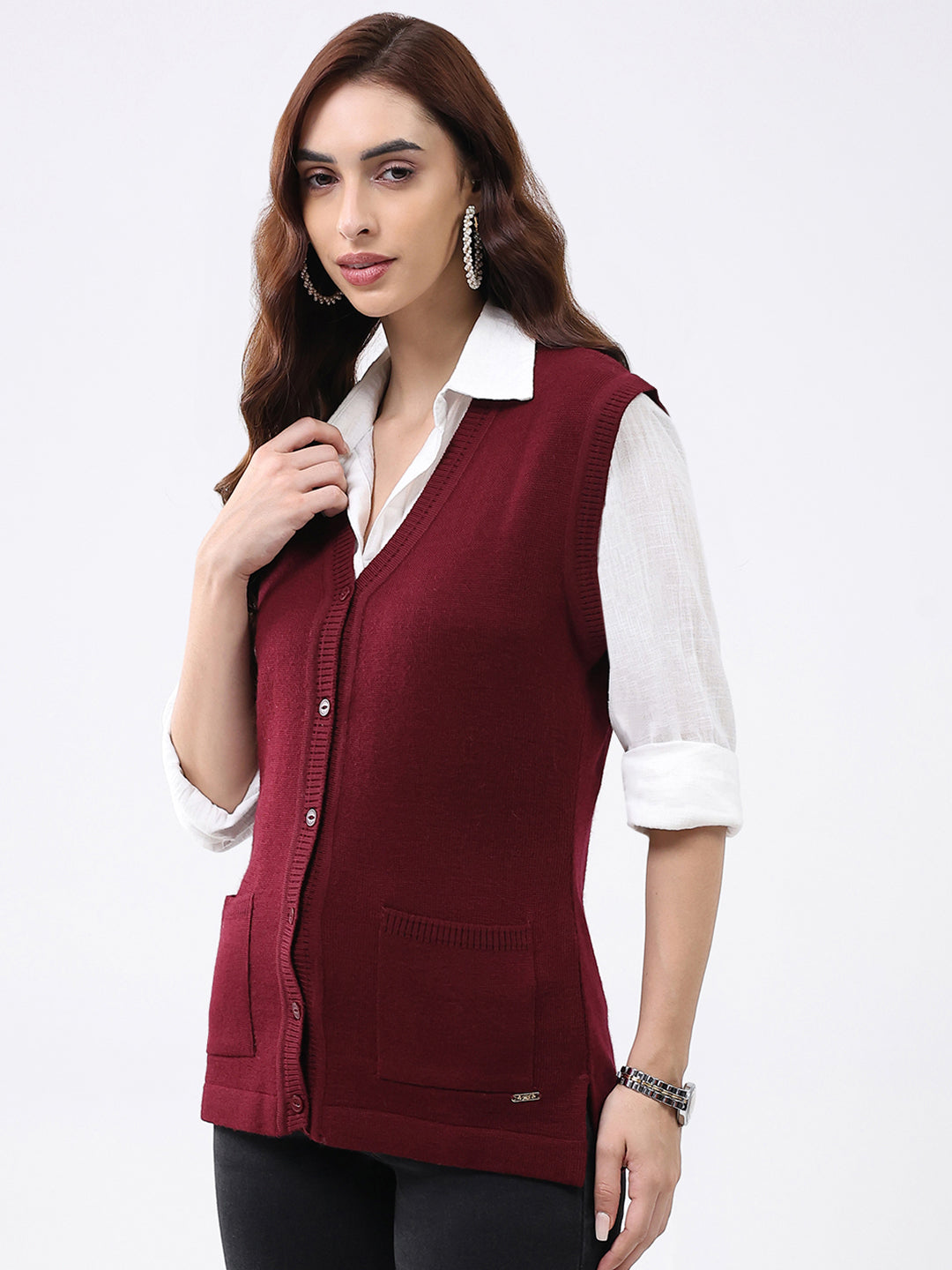Women Maroon Solid V Neck Sleeveless Cardigan