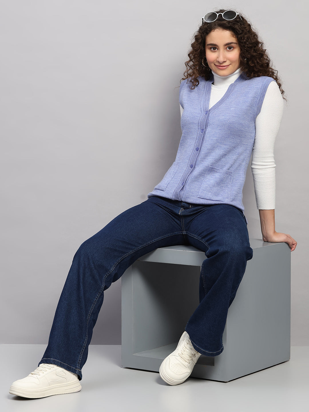 Women Purple Solid V Neck Sleeveless Cardigan