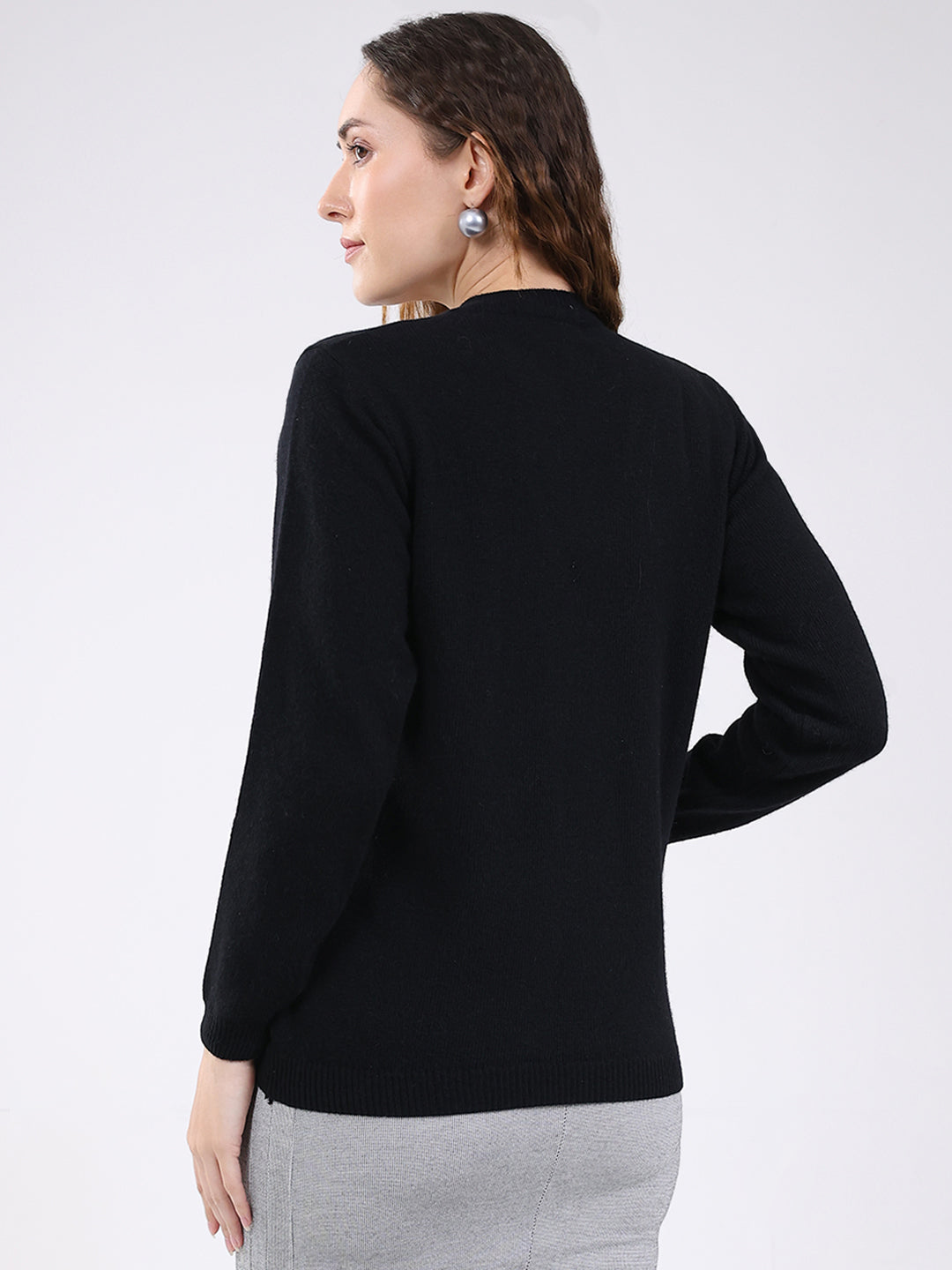 Women Black Solid V Neck Full Sleeve Cardigan