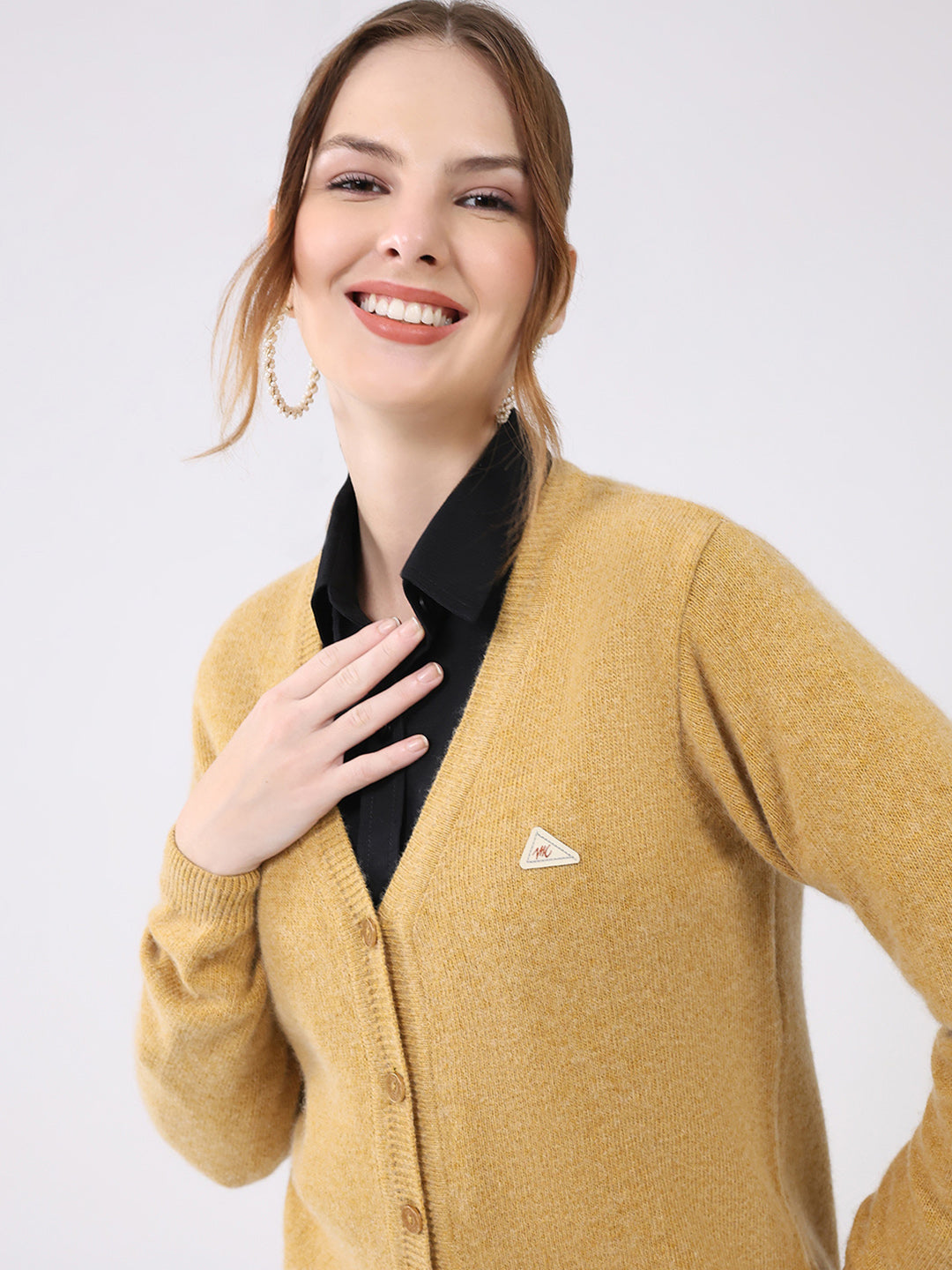 Women Khaki Solid V Neck Full Sleeve Cardigan