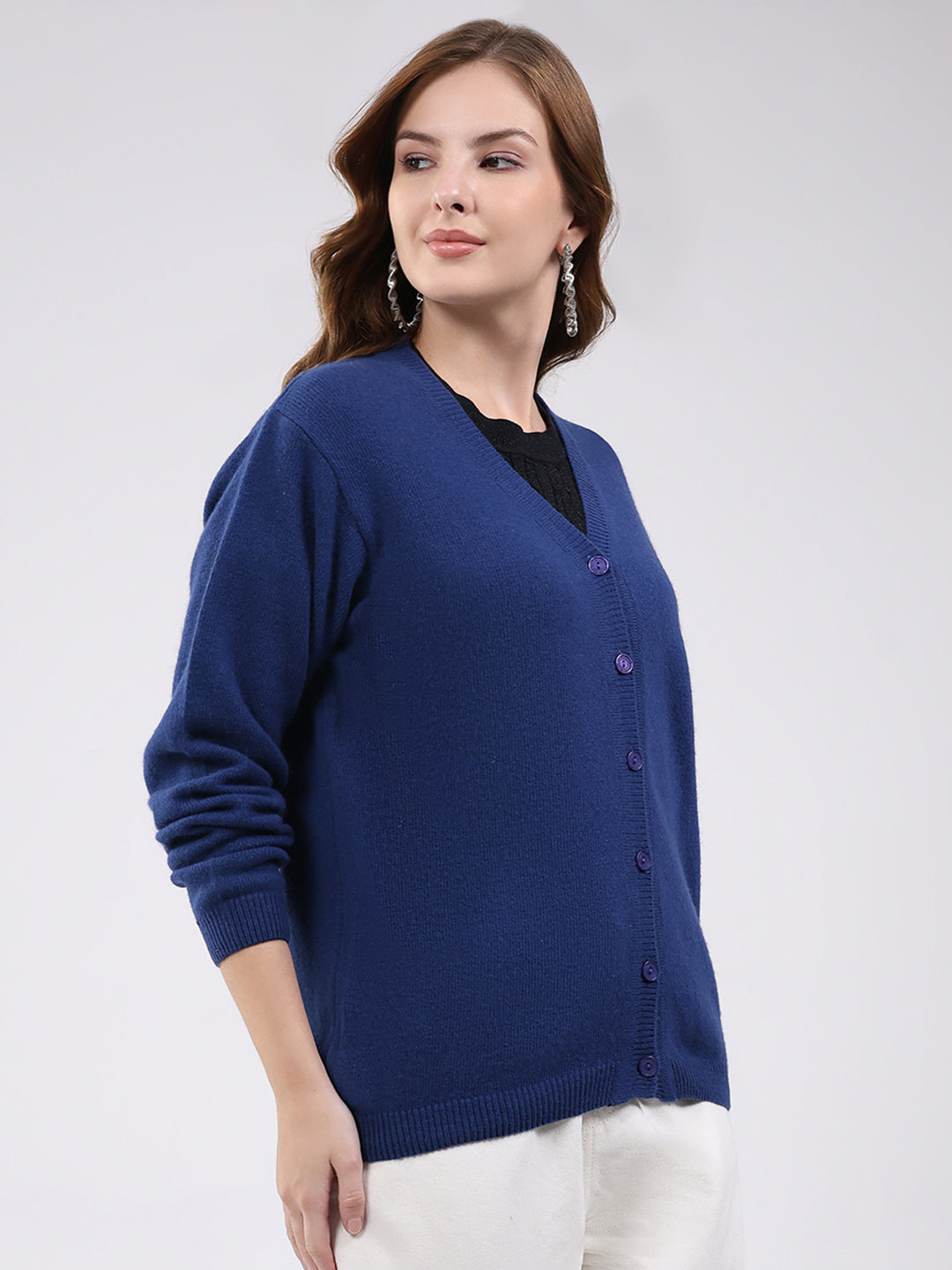 Women Blue Solid V Neck Full Sleeve Cardigan