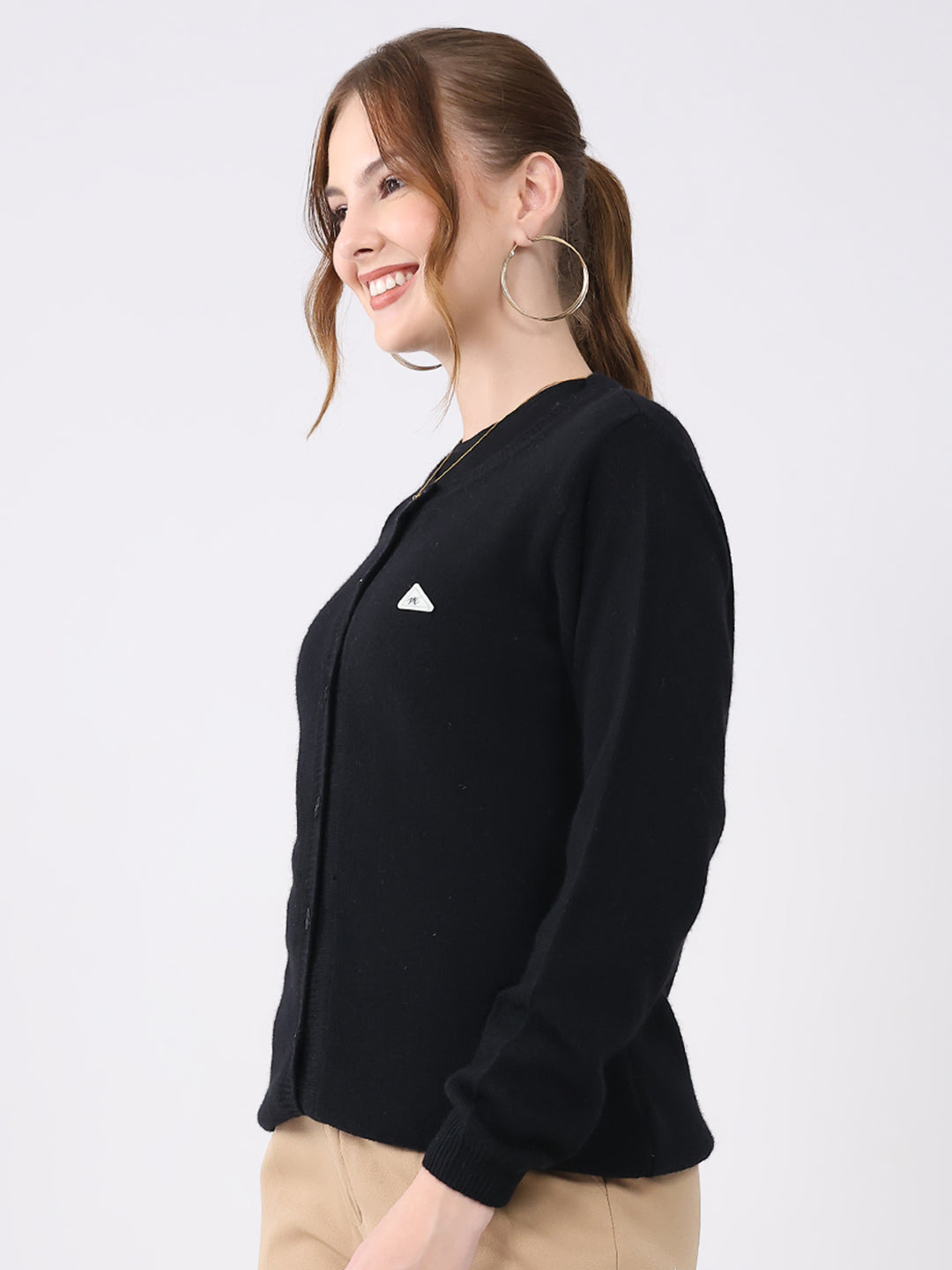 Women Black Solid Round Neck Full Sleeve Cardigan