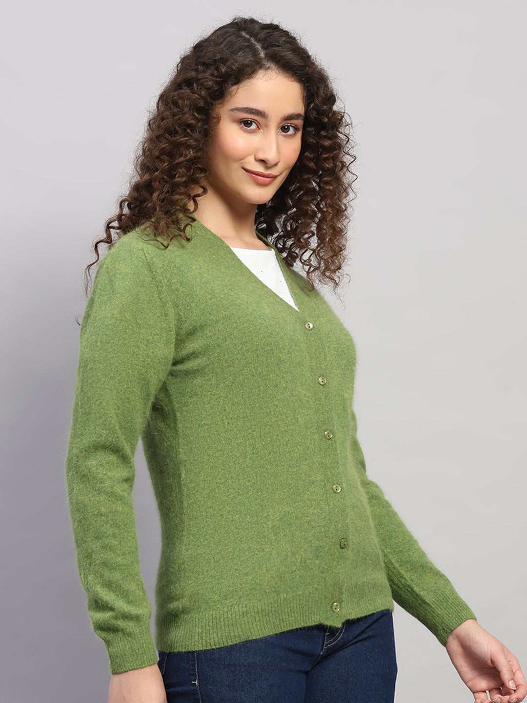 Women Green Solid V Neck Full Sleeve Cardigan
