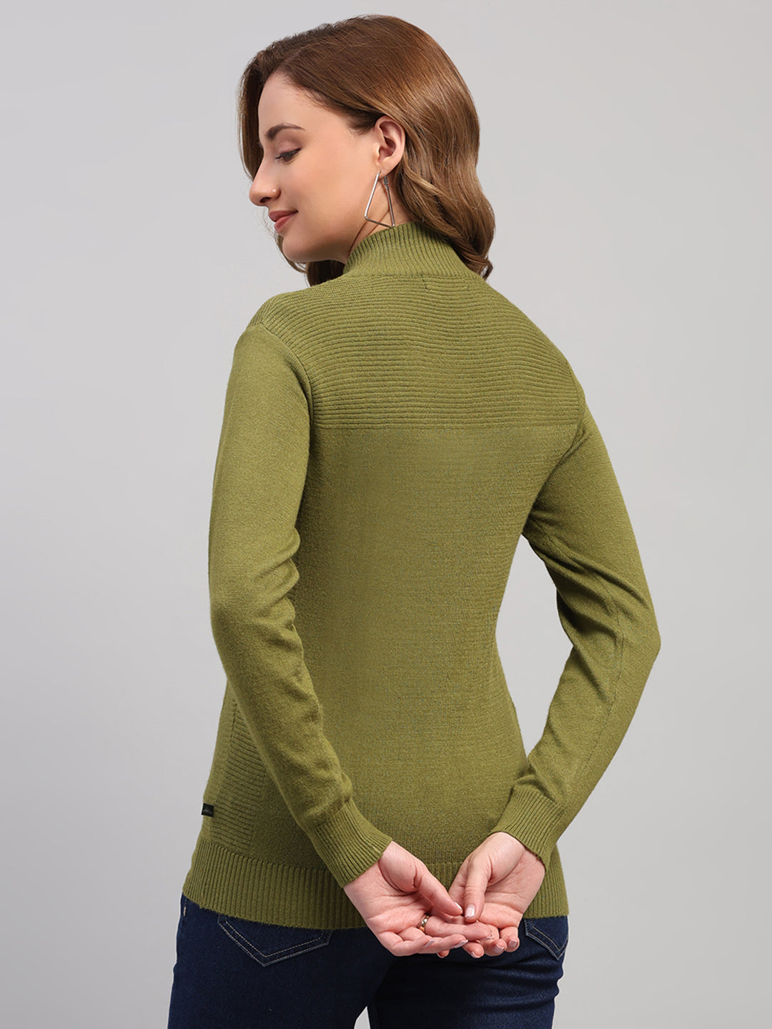 Women Green Solid Collar Full Sleeve Cardigan