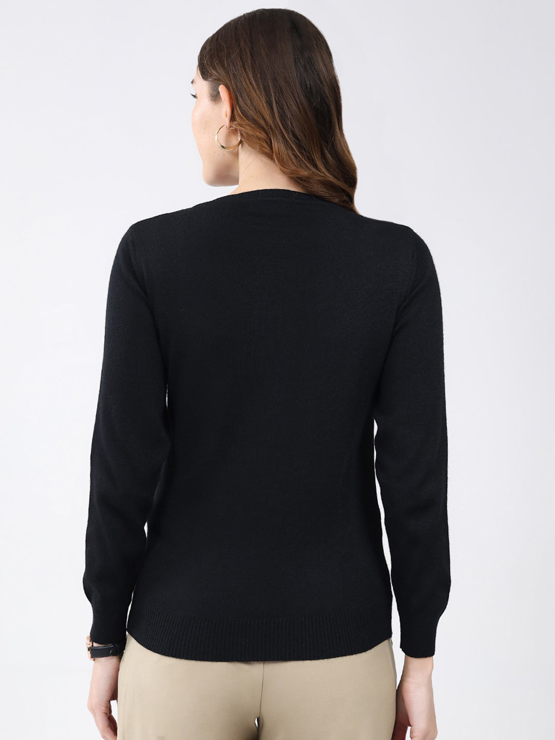 Women Black Solid Round Neck Full Sleeve Winter Top