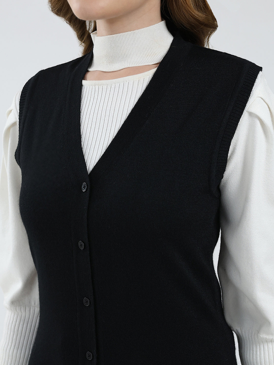 Women Black Solid V Neck Sleeveless Cardigan