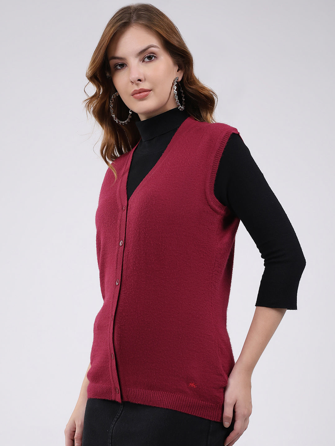 Women Maroon Solid V Neck Sleeveless Cardigan