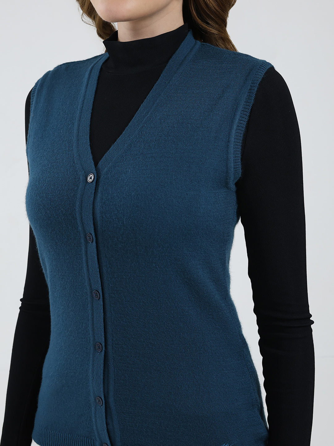 Women Teal Blue Solid V Neck Sleeveless Cardigan