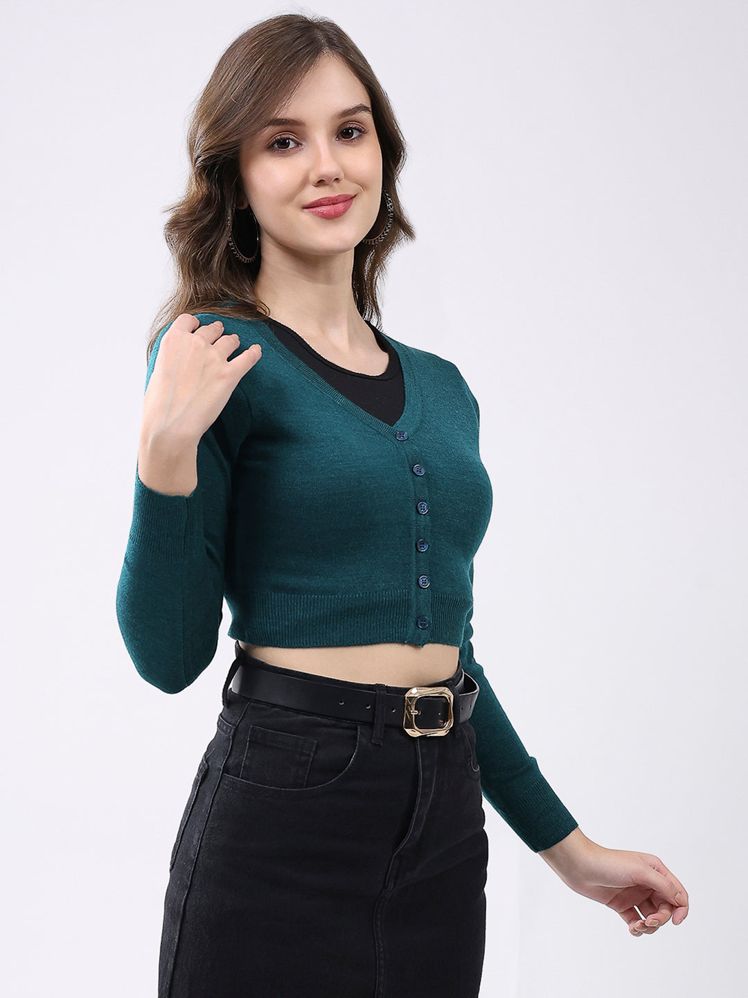 Women Green Solid V Neck Full Sleeve Cardigan