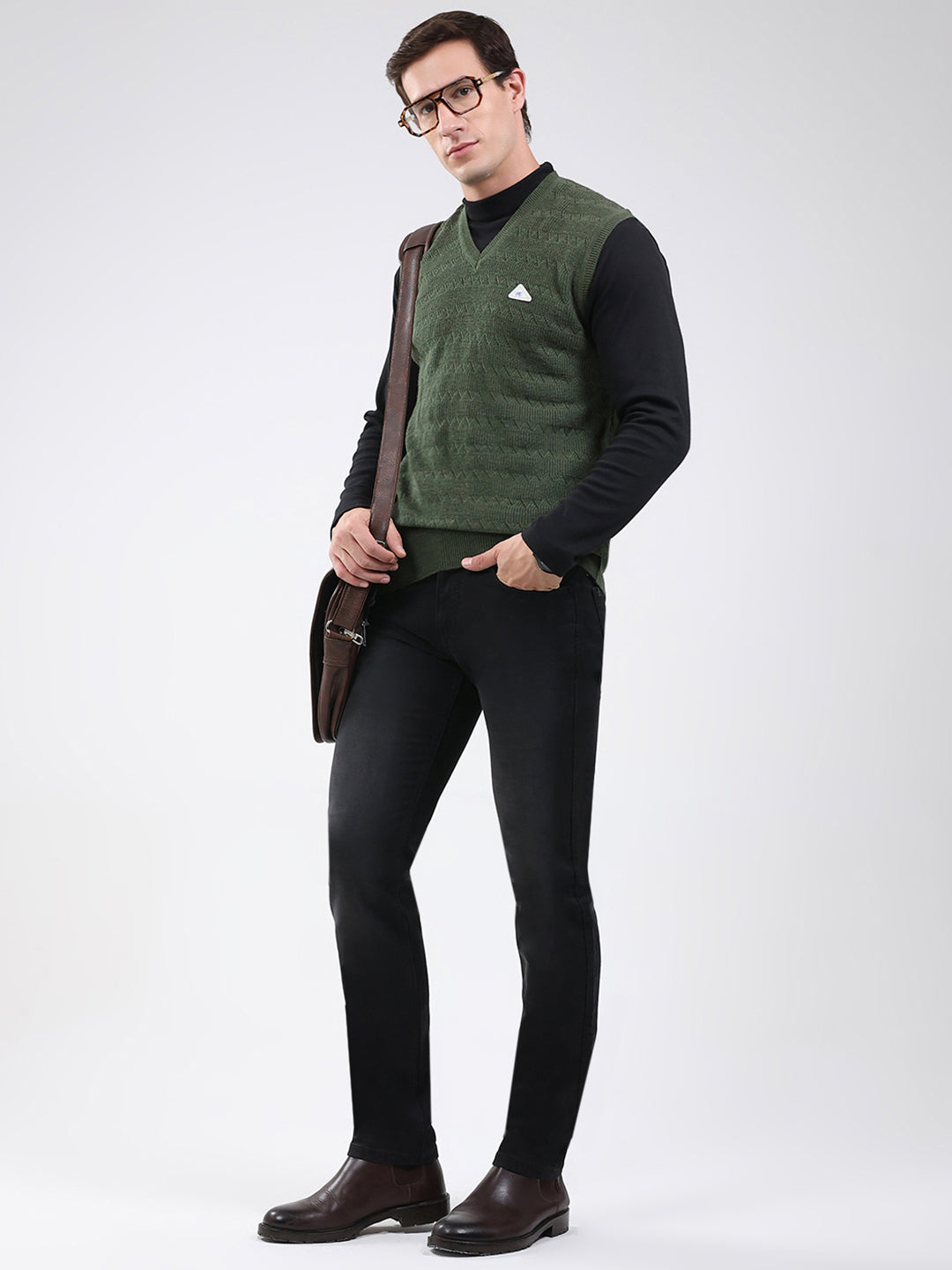 Men Green Self Design V Neck Sleeveless Sweater