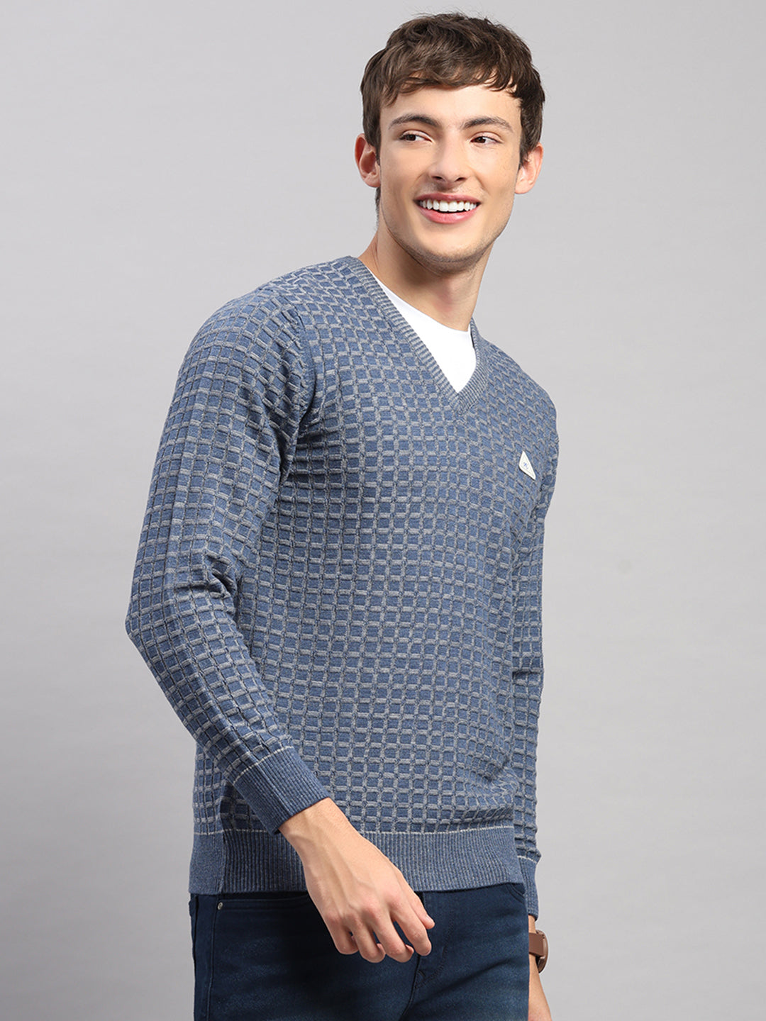 Men Blue Self Design V Neck Full Sleeve Pullover