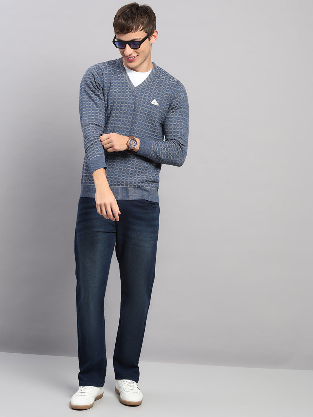 Men Blue Self Design V Neck Full Sleeve Pullover