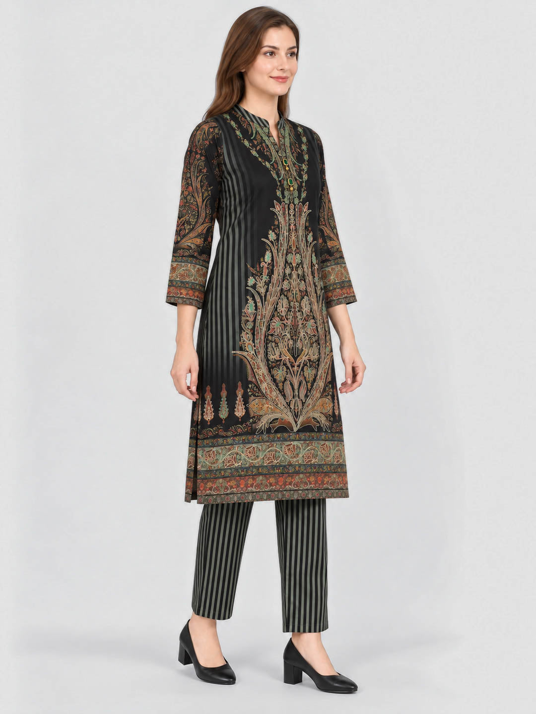 Women Green Designer Round Neck Full Sleeve Kurtis Set for Winter