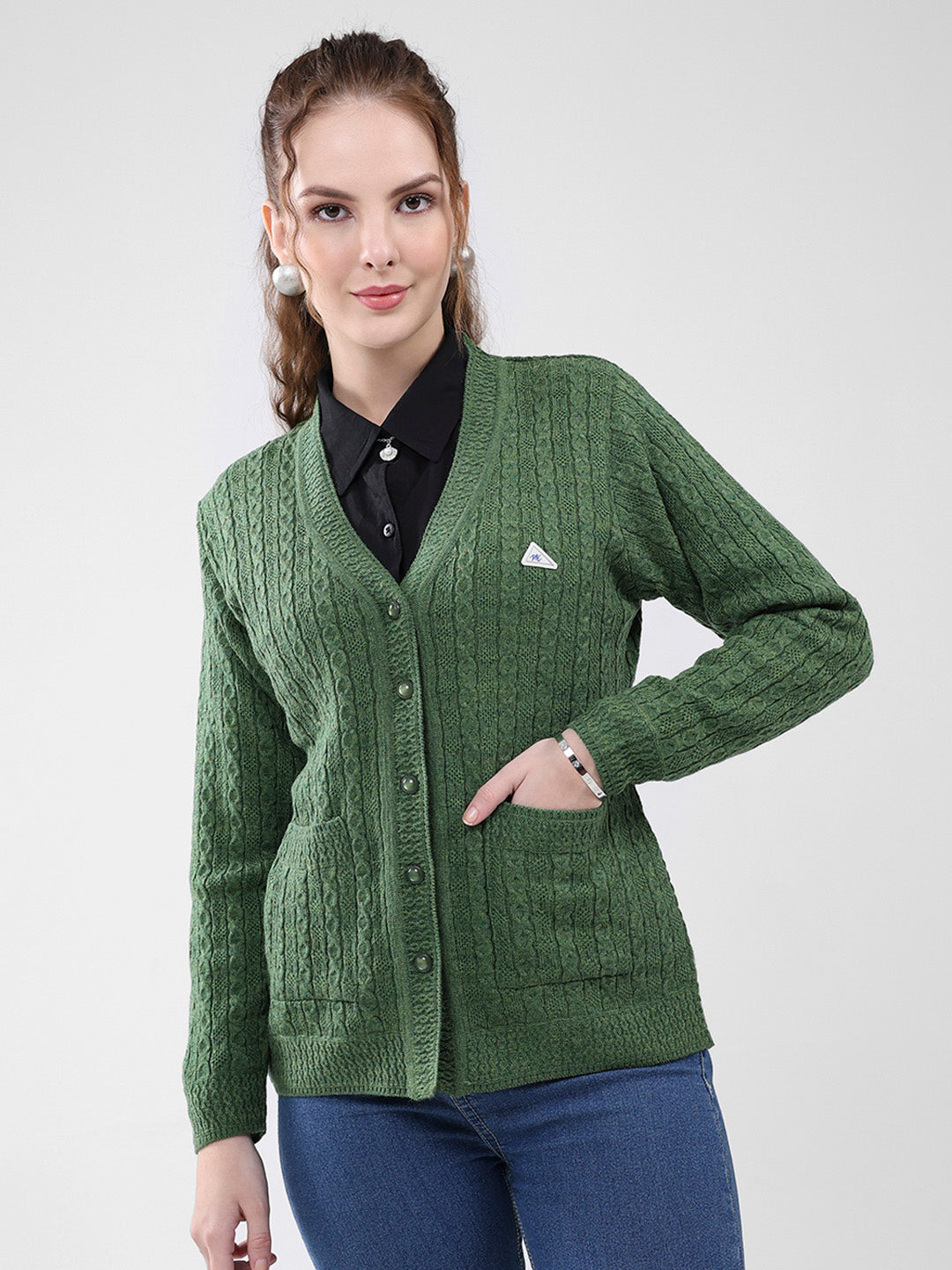 Women Green Self Design V Neck Full Sleeve Cardigan