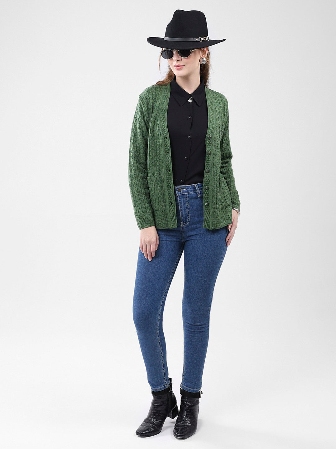 Women Green Self Design V Neck Full Sleeve Cardigan