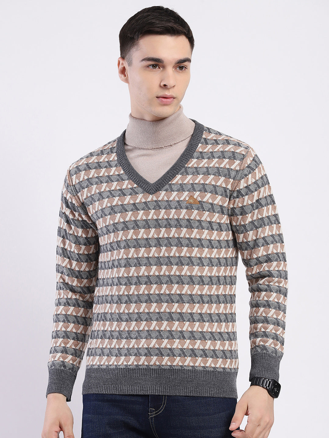 Men Grey Self Design V Neck Full Sleeve Pullover