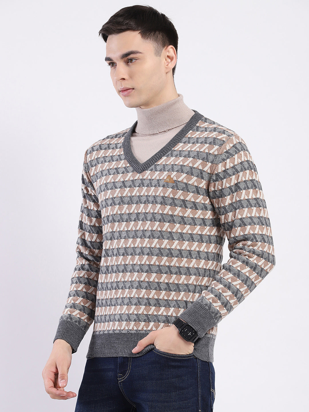 Men Grey Self Design V Neck Full Sleeve Pullover