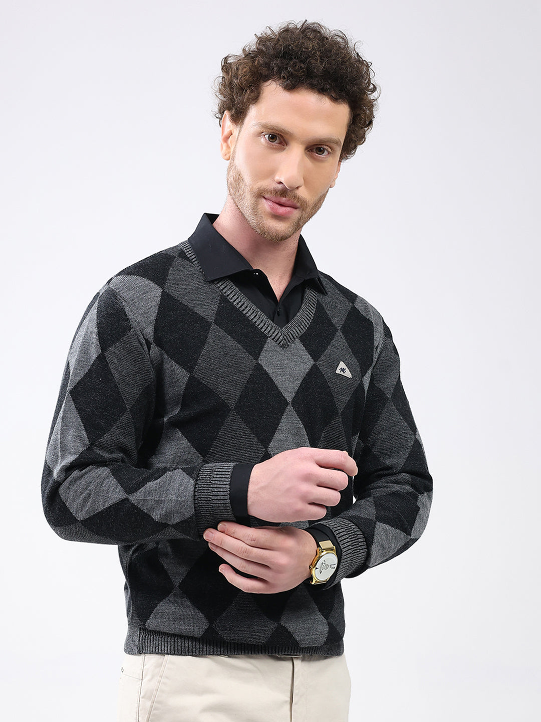 Men Black Geometric V Neck Full Sleeve Pullover