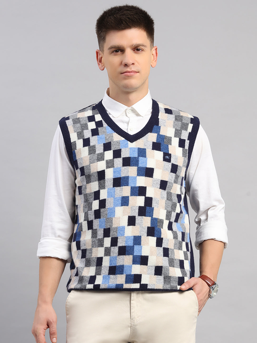 Men Navy Blue Printed V Neck Sleeveless Sweater